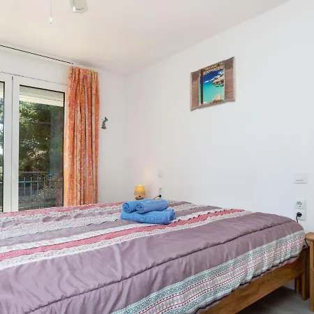 Iii By Interhome * Llança