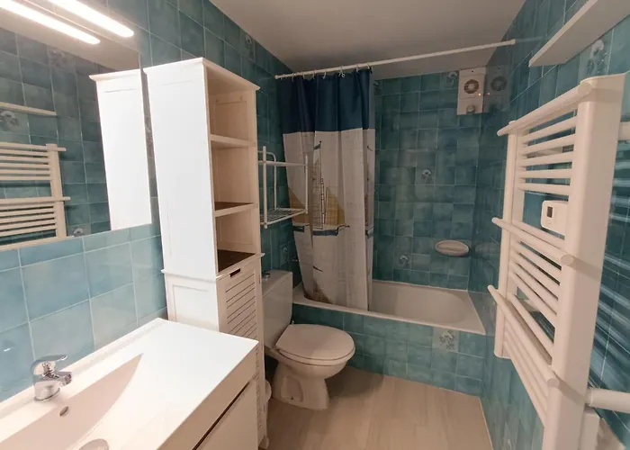 Iii By Interhome Appartement Llança